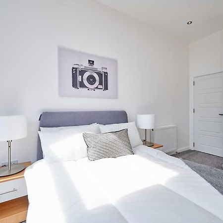 Modern 2 Bedroom Apartment In Preston Preston  Exterior photo