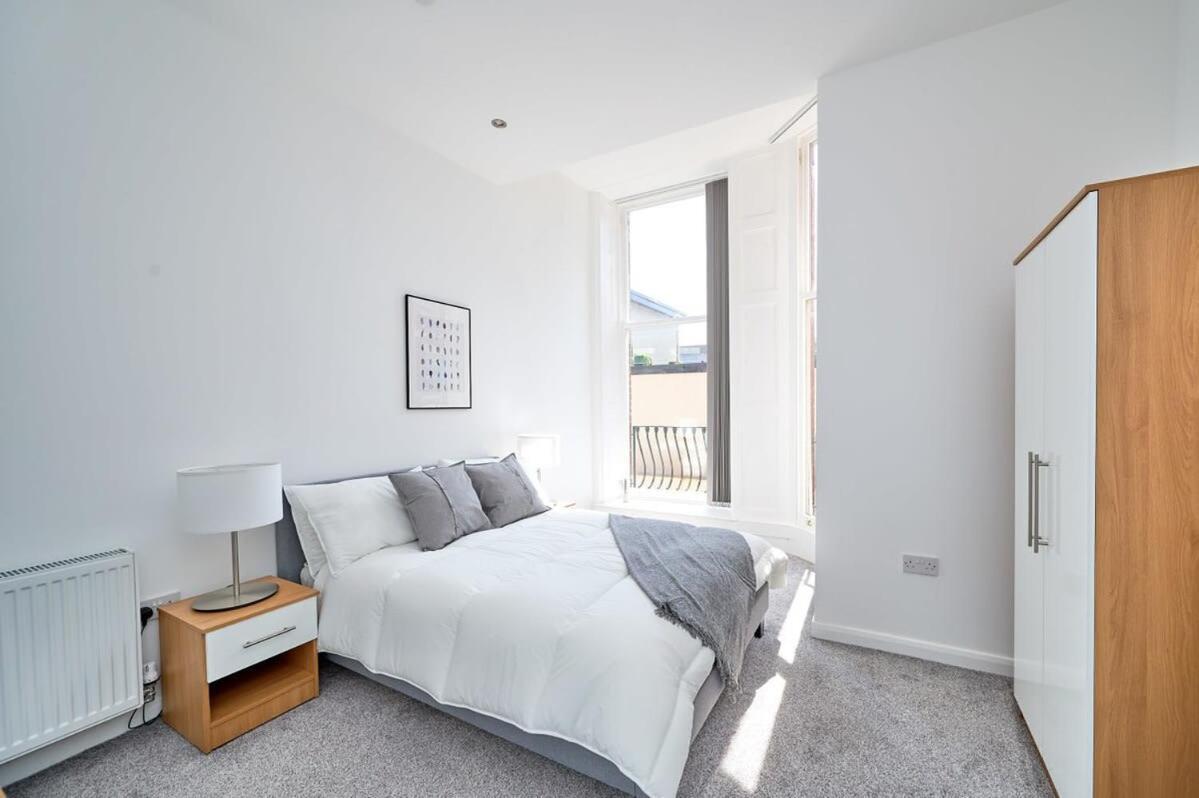 Modern 2 Bedroom Apartment In Preston Preston  Exterior photo